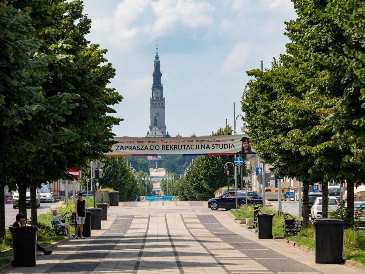 Apartament Gold Aleja Nmp 8 - Free Parking Częstochowa Eksteriør bilde