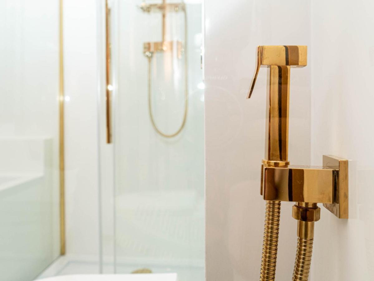 Apartament Gold Aleja Nmp 8 - Free Parking Częstochowa Eksteriør bilde